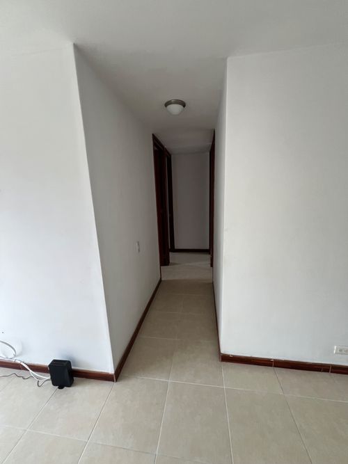 Apartamento de 3 alcobas en venta en Villa De Guadalupe, Cali, 60 m² · foto 8 de 15