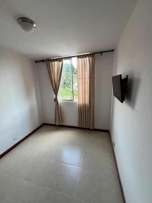Apartamento de 3 alcobas en venta en Villa De Guadalupe, Cali, 60 m² · foto 14 de 15