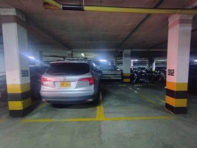 Oficina en venta en Carlos E Restrepo, Medellín, 40 m² · foto 7 de 8