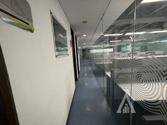 Oficina en arriendo en Ciudad Del Río, Medellín, 509 m² · foto 2 de 24