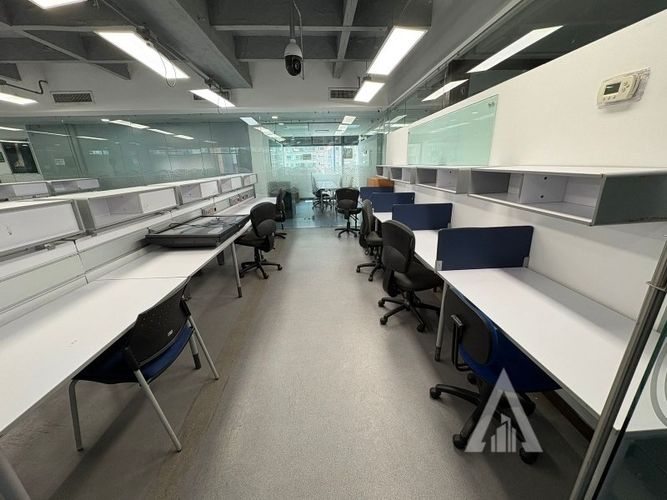 Oficina en arriendo en Ciudad Del Río, Medellín, 509 m² · foto 23 de 24