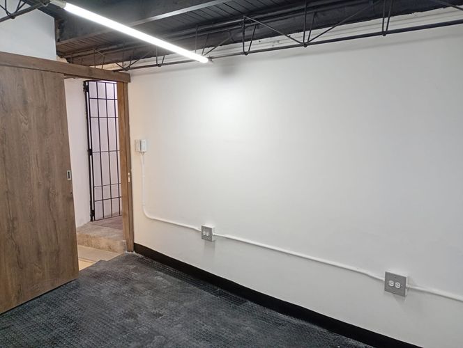 Local en arriendo en La Candelaria, Medellín, 160 m² · foto 8 de 10