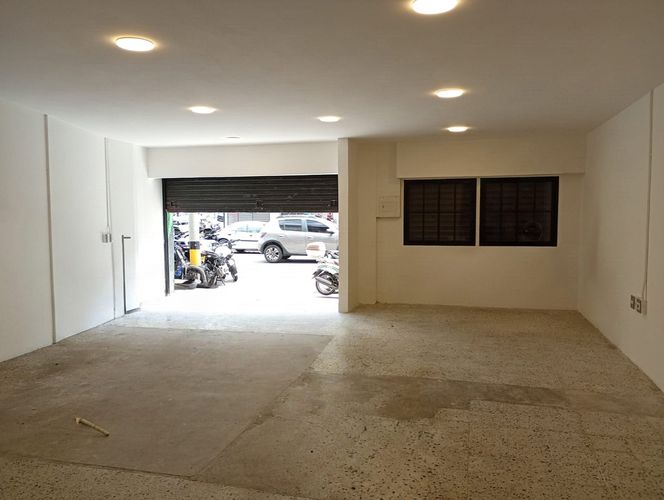 Local en arriendo en La Candelaria, Medellín, 160 m² · foto 2 de 10