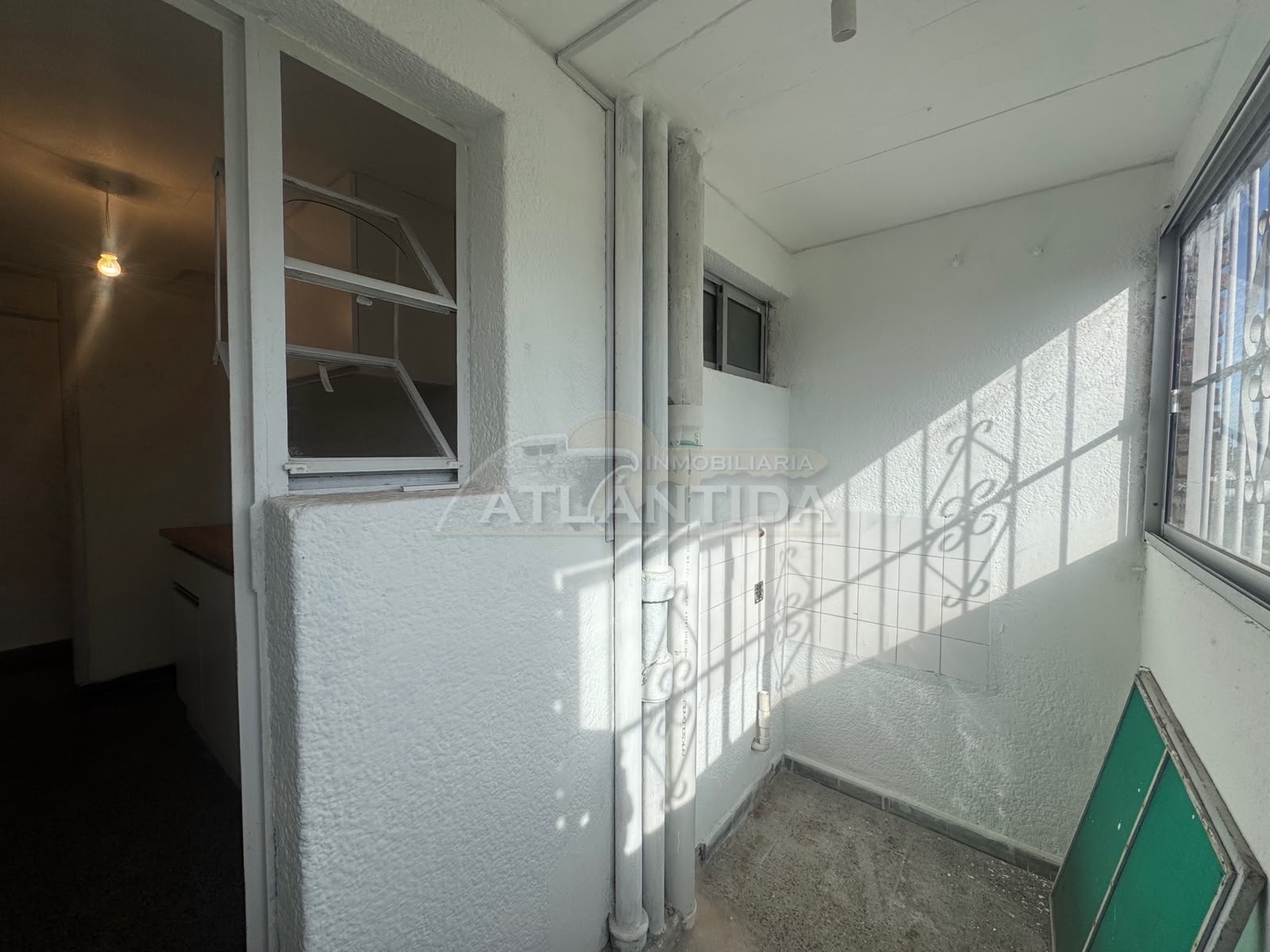 Oportunidad De Alquiler! Apartamento 2 Dormitorios, Balcón, Estacionamiento, Parrillero Y Grandes Espacios De Uso Común. Inm Atlántida · Foto 12