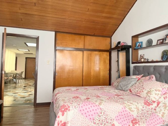Casa de 3 alcobas en venta en Ciudad Salitre, Bogotá, 313 m² · foto 9 de 23