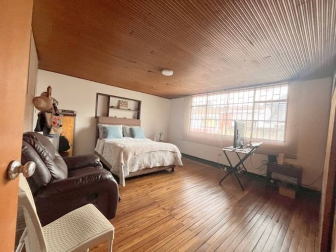 Casa de 3 alcobas en venta en Ciudad Salitre, Bogotá, 313 m² · foto 13 de 23