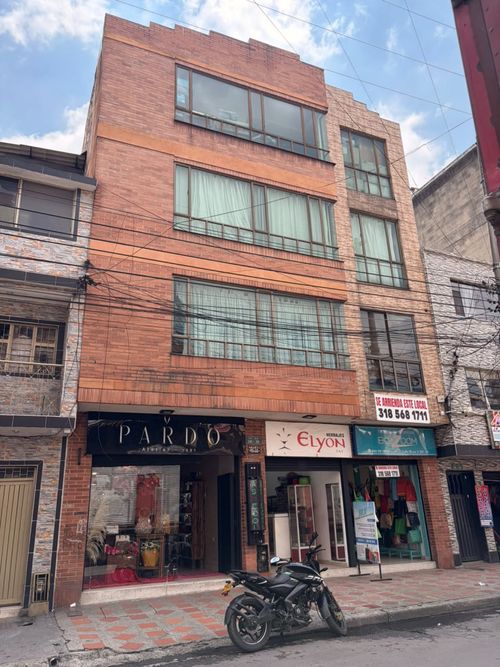 Casa de 4 alcobas en venta en Restrepo, Bogotá, 750 m² · foto 3 de 10