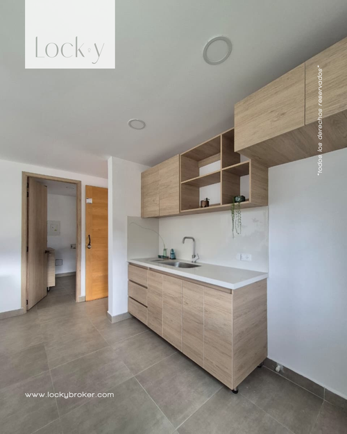 Casa de 4 alcobas en venta en El Porvenir, Rionegro, 220 m² · foto 2 de 24