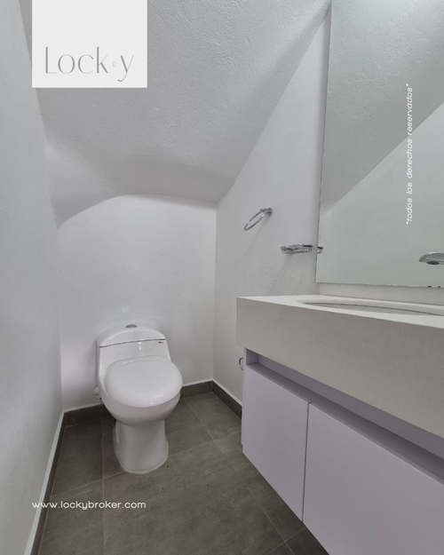 Casa de 4 alcobas en venta en El Porvenir, Rionegro, 220 m² · foto 9 de 24
