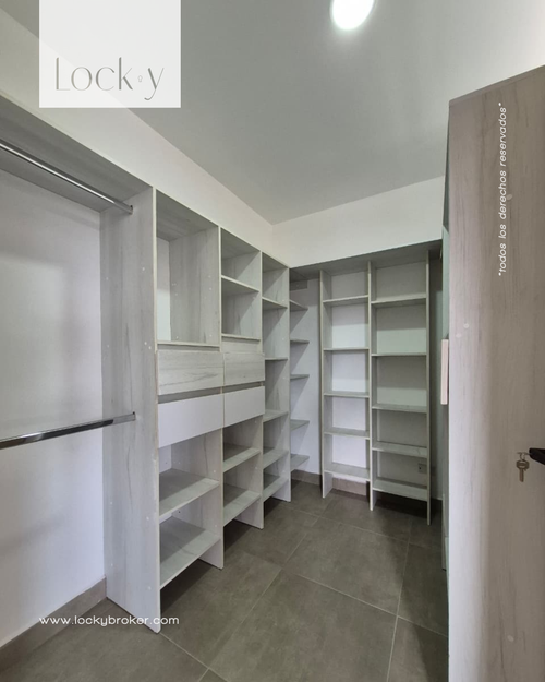Casa de 4 alcobas en venta en El Porvenir, Rionegro, 220 m² · foto 14 de 24
