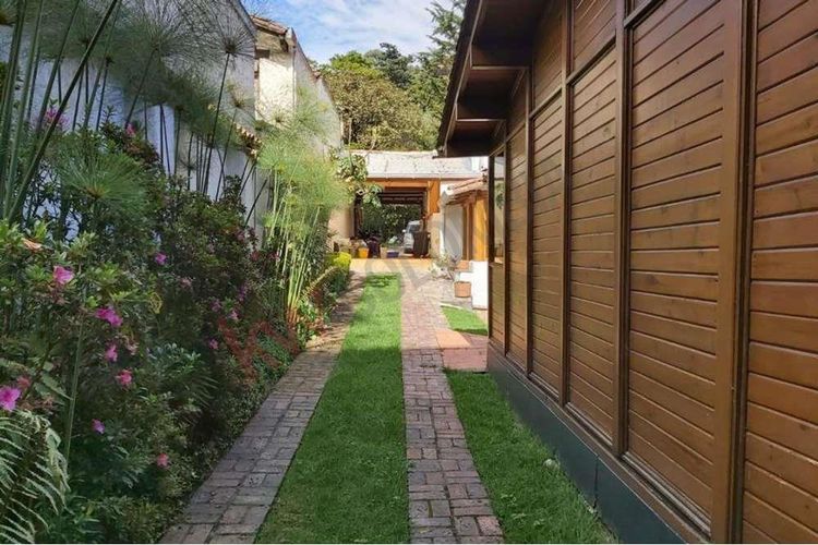 Casa de 5 alcobas en venta en Sotileza, Bogotá, 350 m² · foto 5 de 24