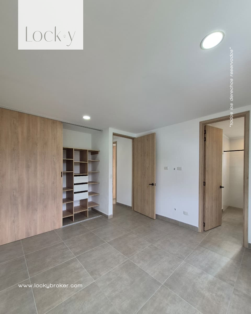 Casa de 4 alcobas en venta en El Porvenir, Rionegro, 220 m² · foto 16 de 24