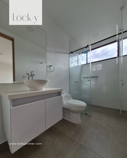 Casa de 4 alcobas en venta en El Porvenir, Rionegro, 220 m² · foto 17 de 24