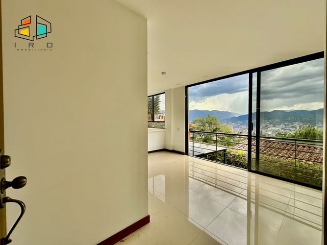 Casa de 4 alcobas en venta en Loma El Atravesado, Envigado, 110 m² · foto 12 de 24