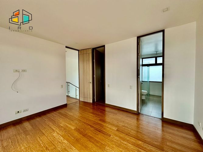 Casa de 4 alcobas en venta en Loma El Atravesado, Envigado, 110 m² · foto 24 de 24