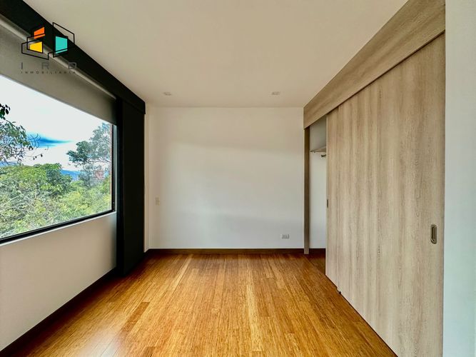 Casa de 4 alcobas en venta en Loma El Atravesado, Envigado, 110 m² · foto 18 de 24