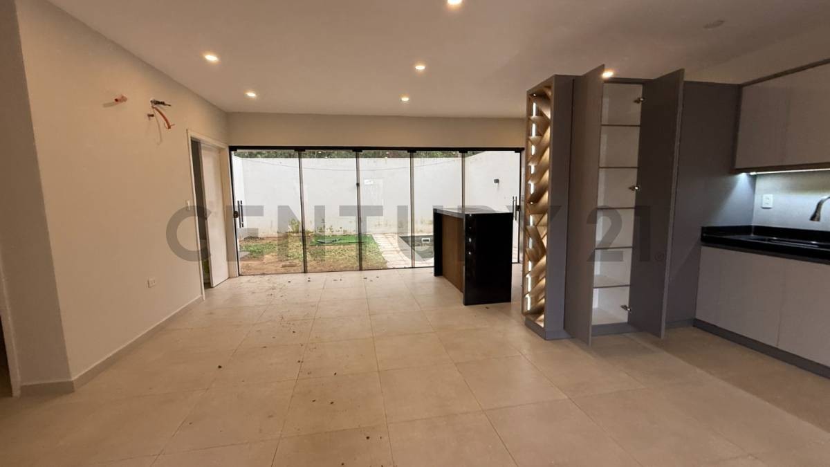 Alquiler de Casa Dúplex en Lambaré, Central — foto 2