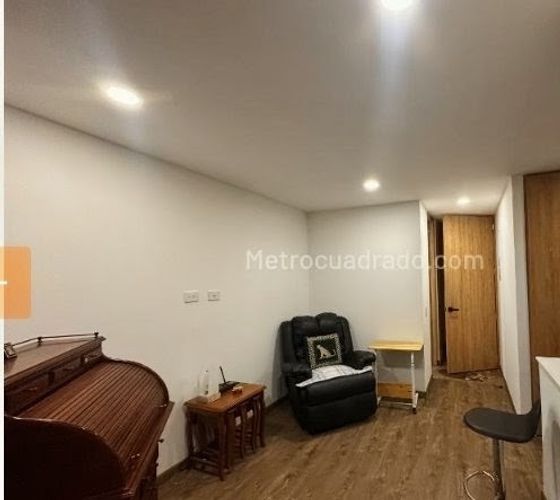 Apartaestudio en venta en Cedritos, Bogotá, 38 m² · foto 7 de 14