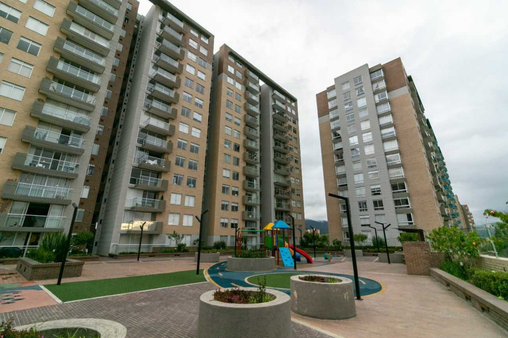 Apartamento en venta en Alameda, Bogotá · foto 2 de 21