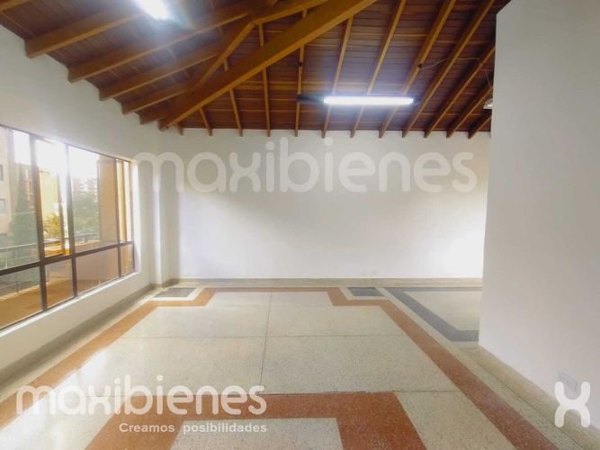 Oficina en arriendo en Estadio, Medellín, 140 m² · foto 9 de 15