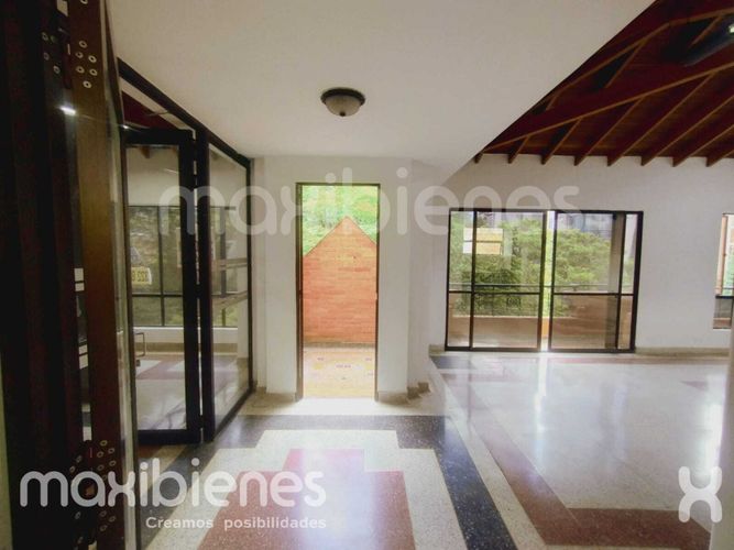 Oficina en arriendo en Estadio, Medellín, 140 m² · foto 12 de 15