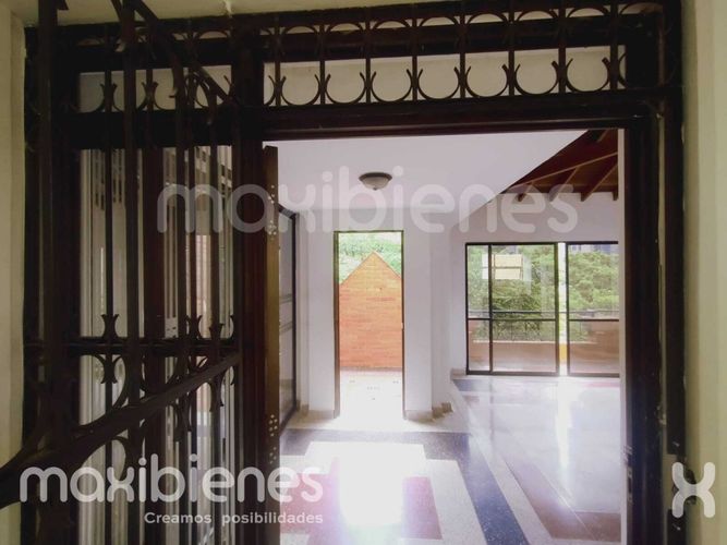 Oficina en arriendo en Estadio, Medellín, 140 m² · foto 14 de 15
