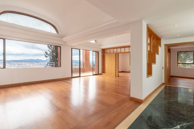 Apartamento de 3 alcobas en venta en Bosque Medina, Bogotá, 400 m² · foto 2 de 20