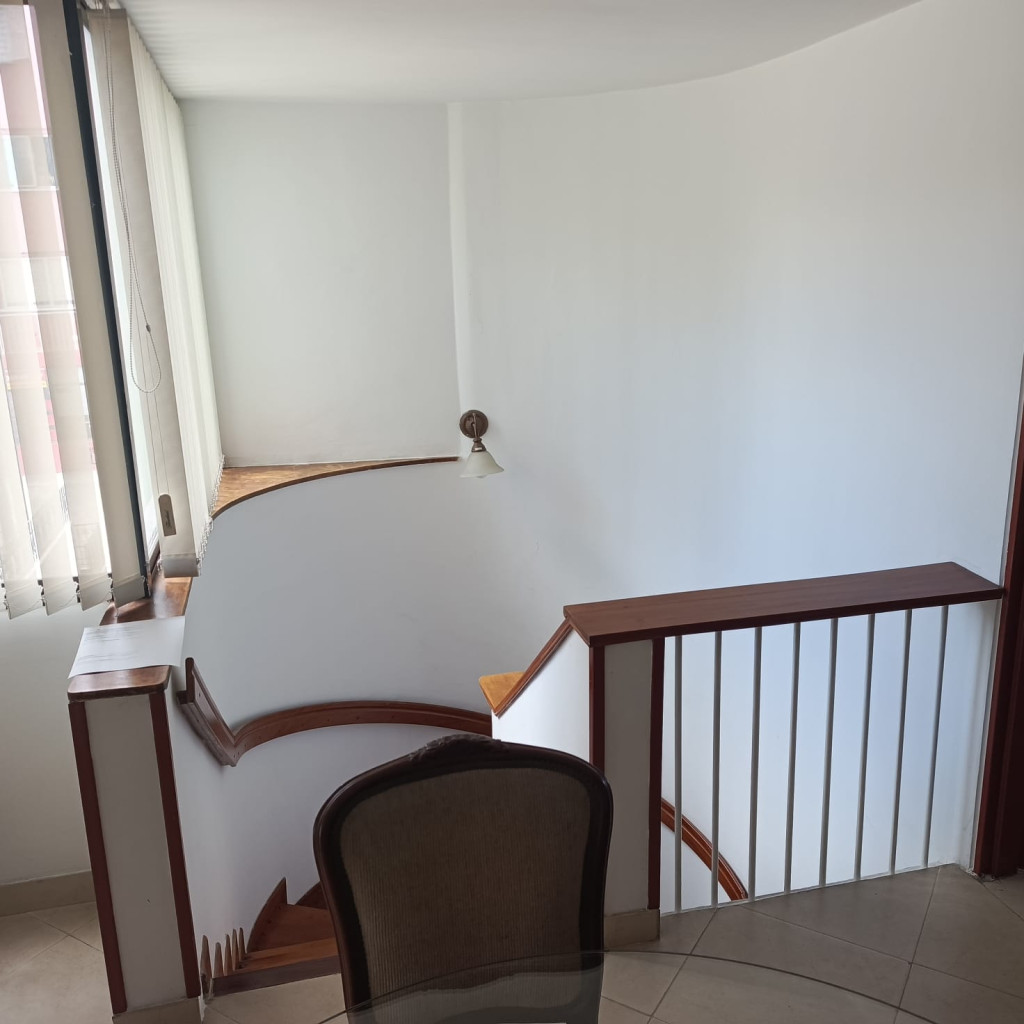 Apartamento en arriendo en Galerias, Bogotá · foto 5 de 14