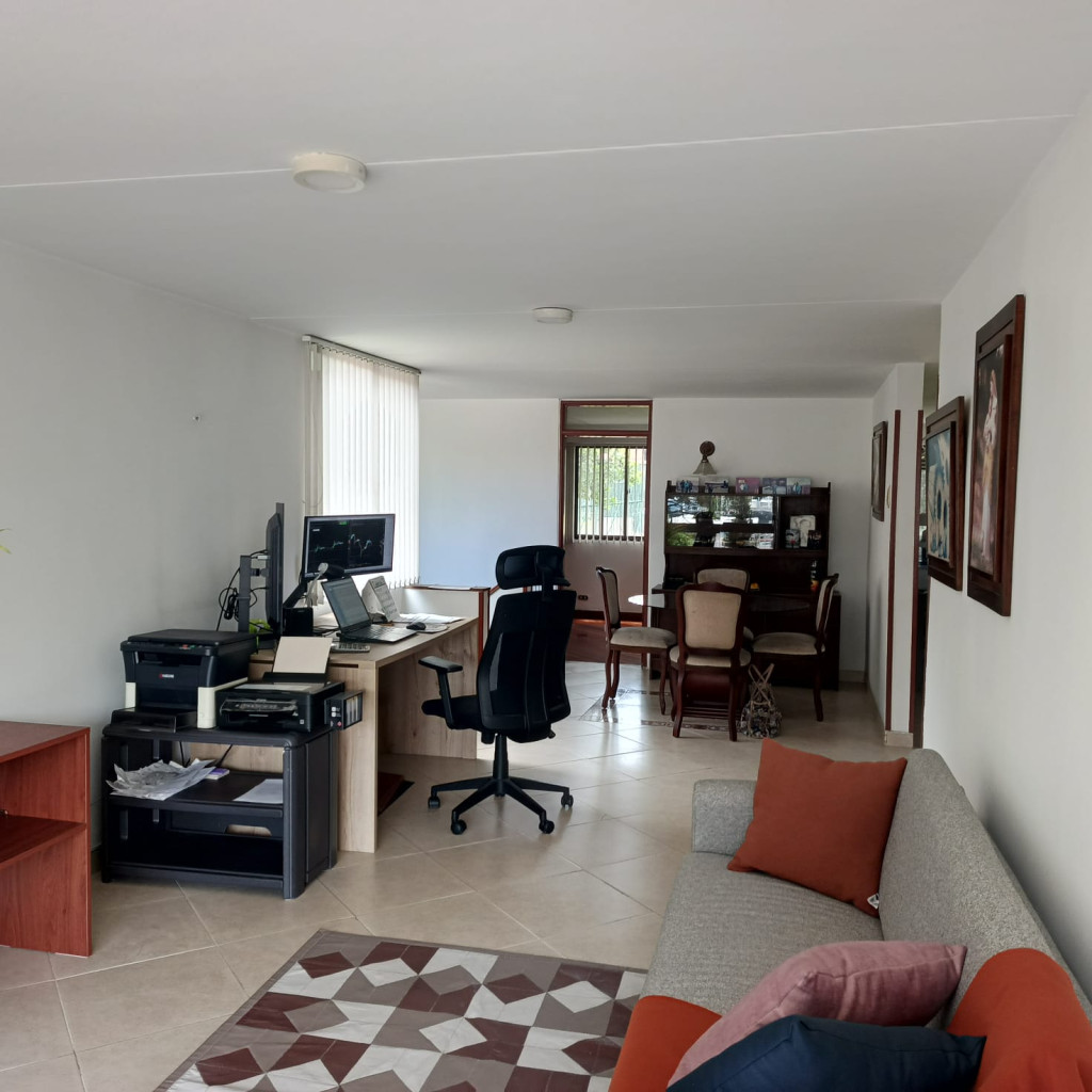 Apartamento en arriendo en Galerias, Bogotá · foto 7 de 14
