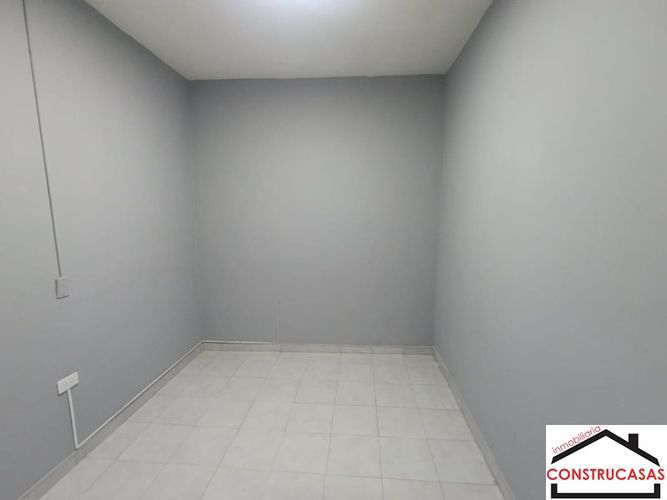 Casa de 5 alcobas en arriendo en Miraflores, Medellín, 210 m² · foto 11 de 18