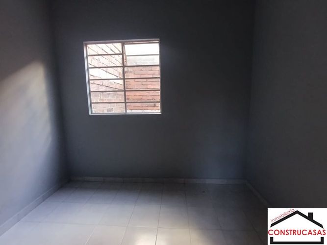 Casa de 5 alcobas en arriendo en Miraflores, Medellín, 210 m² · foto 12 de 18