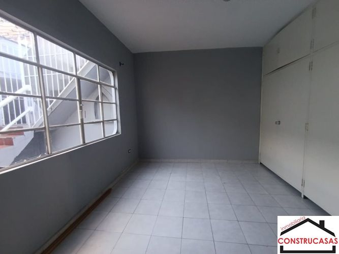 Casa de 5 alcobas en arriendo en Miraflores, Medellín, 210 m² · foto 14 de 18