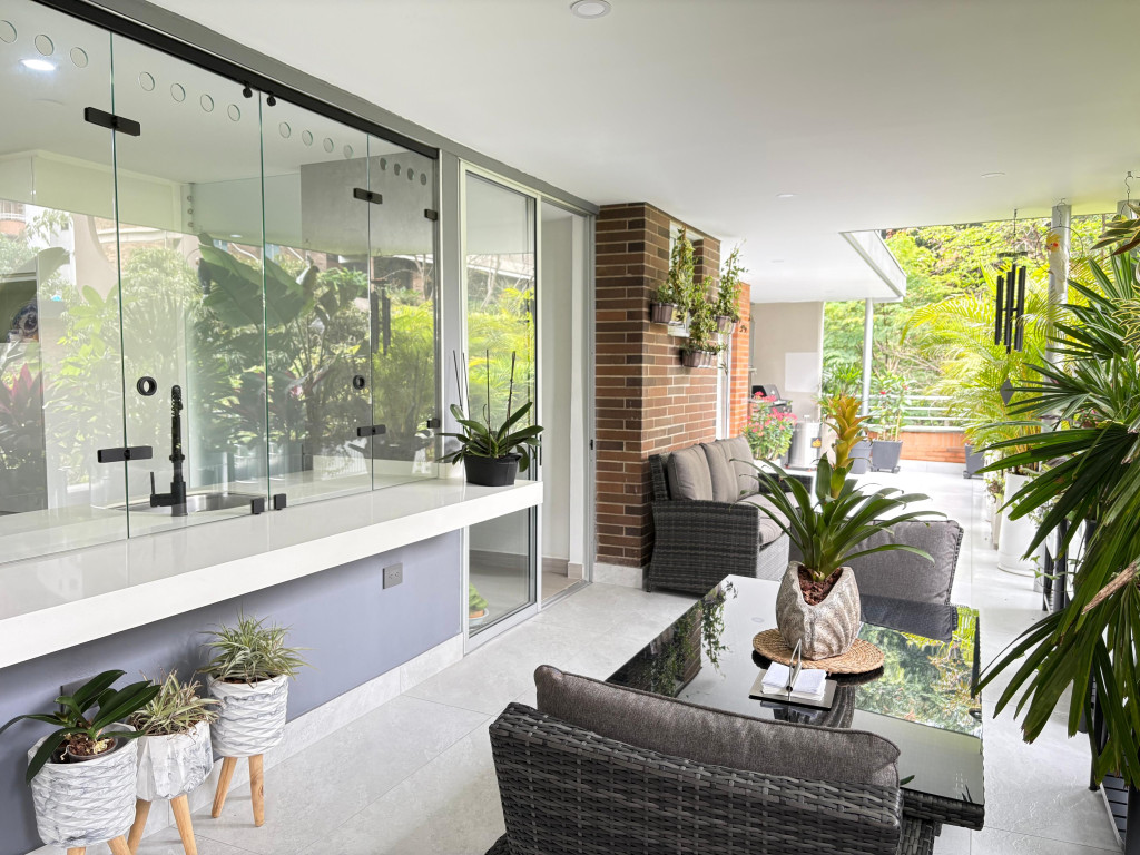 Apartamento en venta en Castropol, Medellín · foto 9 de 17