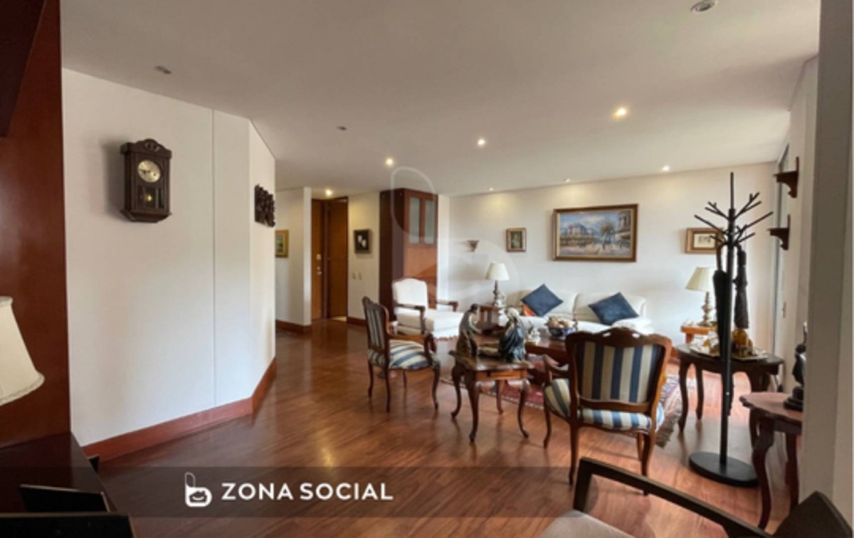 Apartamento en venta en Bella Suiza, Bogotá · foto 3 de 18