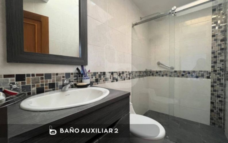 Apartamento de 3 alcobas en venta en Santa Barbara Alta, Bogotá, 201 m² · foto 20 de 22