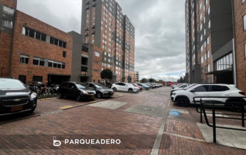 Apartamento de 2 alcobas en venta en Centro Comercial Titán Plaza, Bogotá, 46 m² · foto 14 de 16