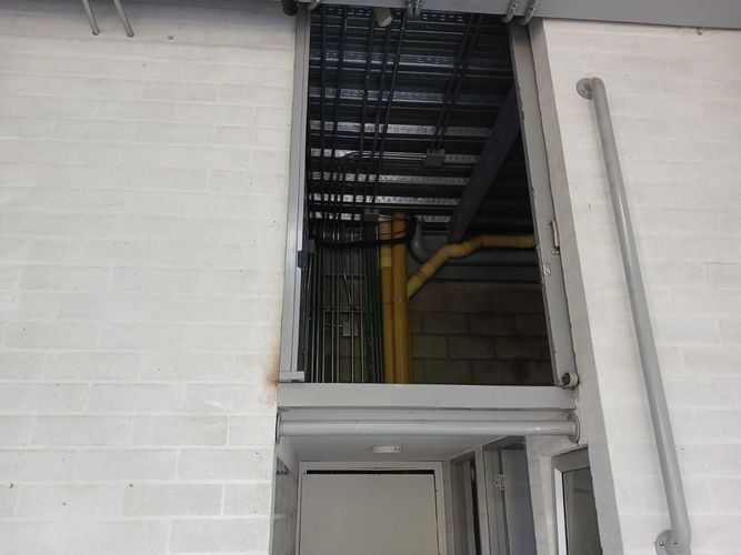 Oficina en arriendo en Cristo Rey, Medellín, 71 m² · foto 3 de 10