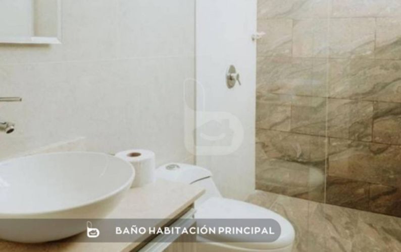 Casa de 8 alcobas en arriendo en El Rubi, Cartagena, 852 m² · foto 8 de 18