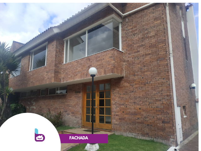Casa en venta en San Jose De Bavaria, Bogotá · foto 2 de 17