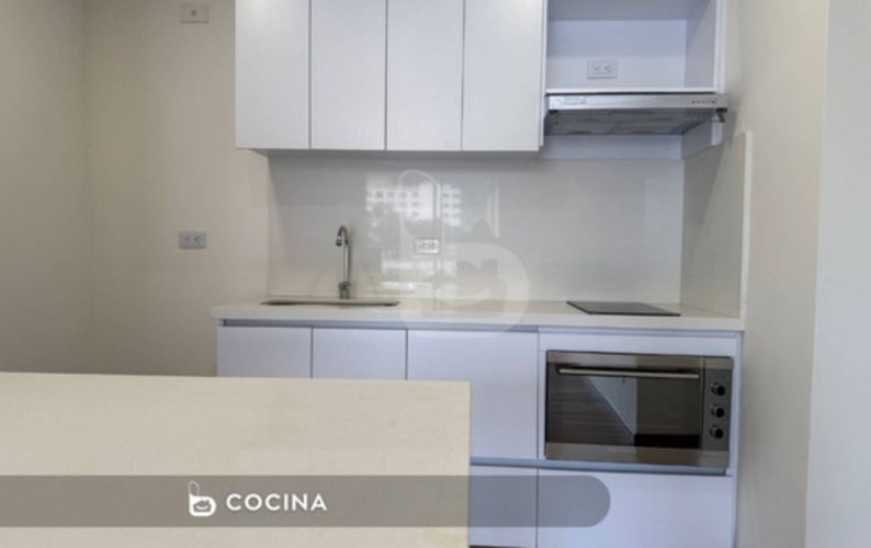 Apartaestudio en venta en Centro Internacional, Bogotá, 38 m² · foto 2 de 10