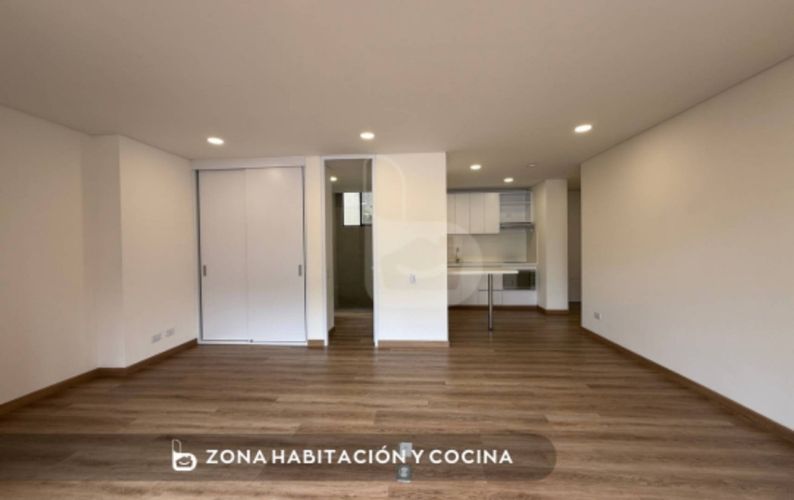 Apartaestudio en venta en Centro Internacional, Bogotá, 38 m² · foto 7 de 10