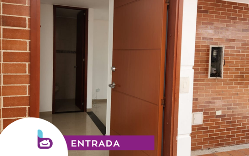 Casa de 3 alcobas en venta en El Cural, Ibagué, 207 m² · foto 3 de 10