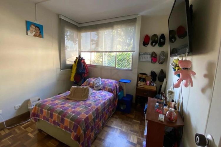 Apartamento de 3 alcobas en venta en El Tesoro, Medellín, 165 m² · foto 8 de 11