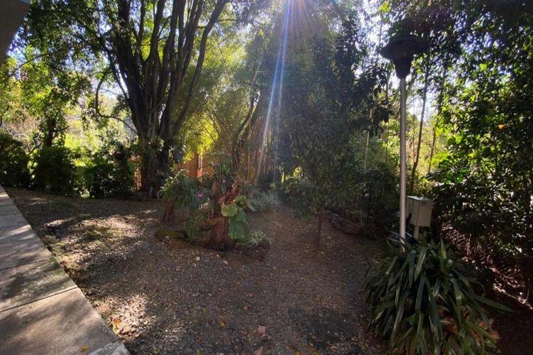 Apartamento de 3 alcobas en venta en El Tesoro, Medellín, 165 m² · foto 10 de 11