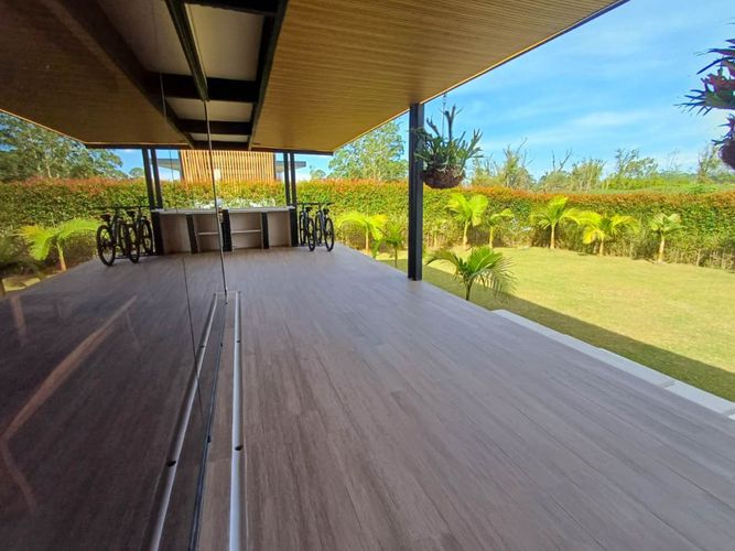 Casa de 4 alcobas en venta en Guayabito, Rionegro, 300 m² · foto 3 de 24