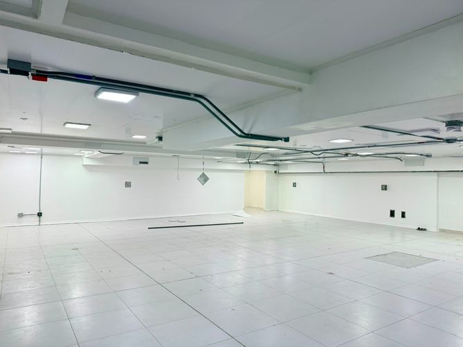 Local en venta en Cristo Rey, Medellín, 460 m² · foto 3 de 19