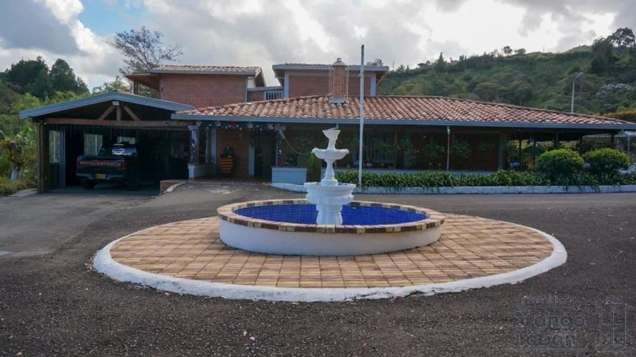 Finca en venta en Guarne, 9000 m² · foto 21 de 23