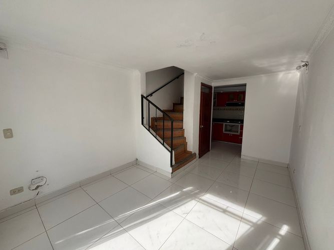 Casa de 4 alcobas en venta en Techo, Bogotá, 52 m² · foto 5 de 24