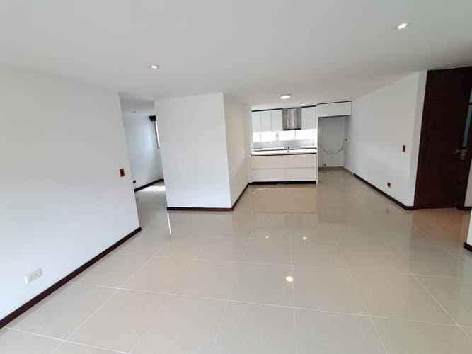 Apartamento de 3 alcobas en arriendo en Los Balsos, Medellín, 116 m² · foto 11 de 21