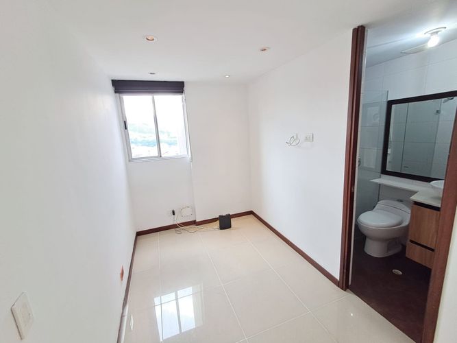 Apartamento de 3 alcobas en arriendo en Los Balsos, Medellín, 116 m² · foto 12 de 21